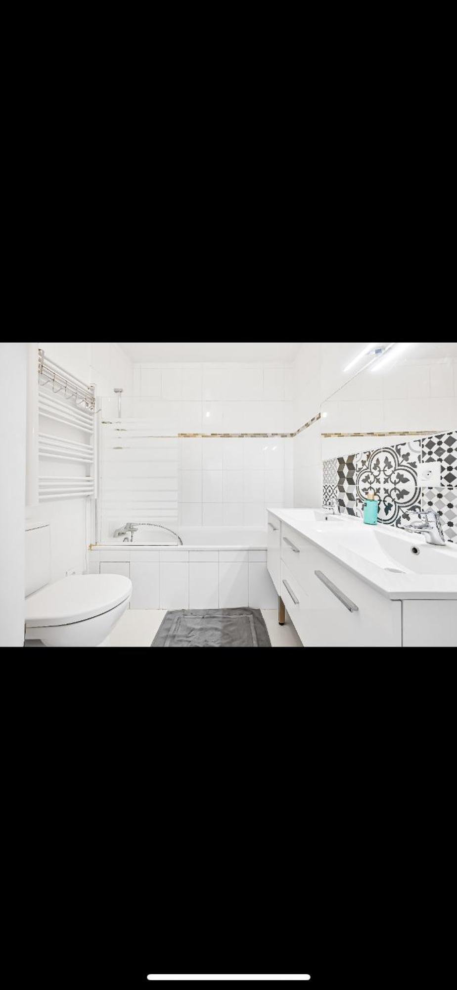 Homestay Sejournez A La Maison Du Bonheur, Cosy Dans Maison Familiale A 2 Pas De Paris, Parking Prive Possible Moyennant Des Frais